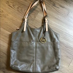 Micheal Kors leather purse